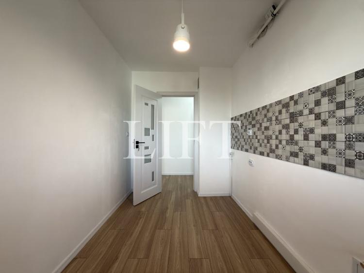 Apartament de 2 camere, decomandat, Zona Florilor - Vlahuta - 2