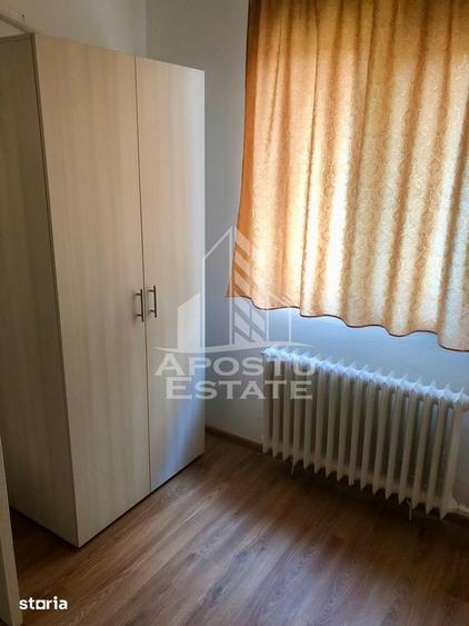 Apartament cu 2 camere, mobilat în Soarelui