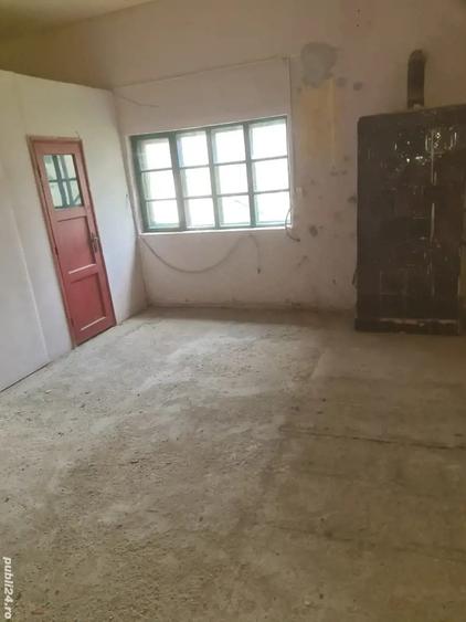 Spatiu 180 m patra?i pt.inchiriat - 1