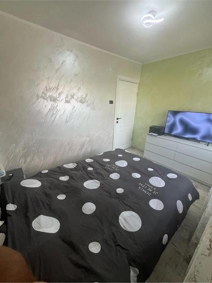 Apartament renovat si mobilat complet 2 camere decomandat - 1