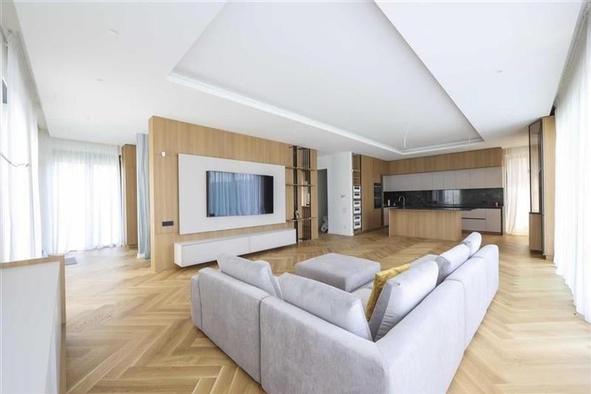 Vila de lux | 5 camere | acces la piscina si facilitati premium | Borhanci - 1