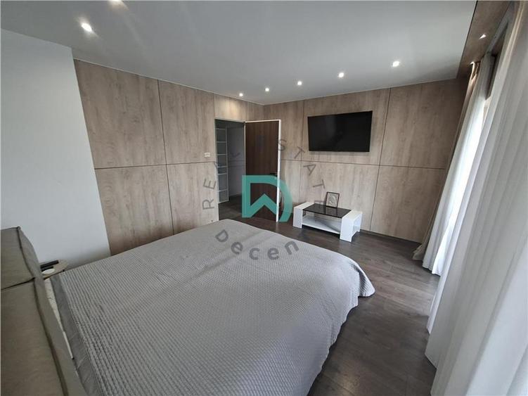 Apartament cu 3 camere decomandat în Răcădău