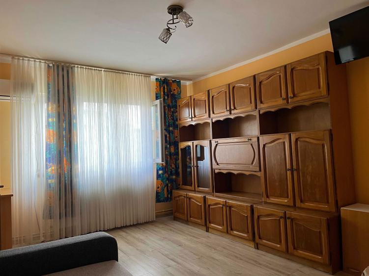 Apartament cu 2 camere recent renovat de inchiriat - 6