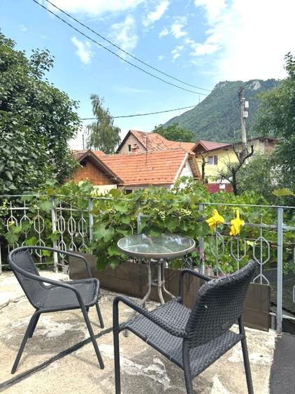 Garsoniera deosebita in casa, zona Centru Istoric – Etaj 1 + Mansarda, 40 mp - 1