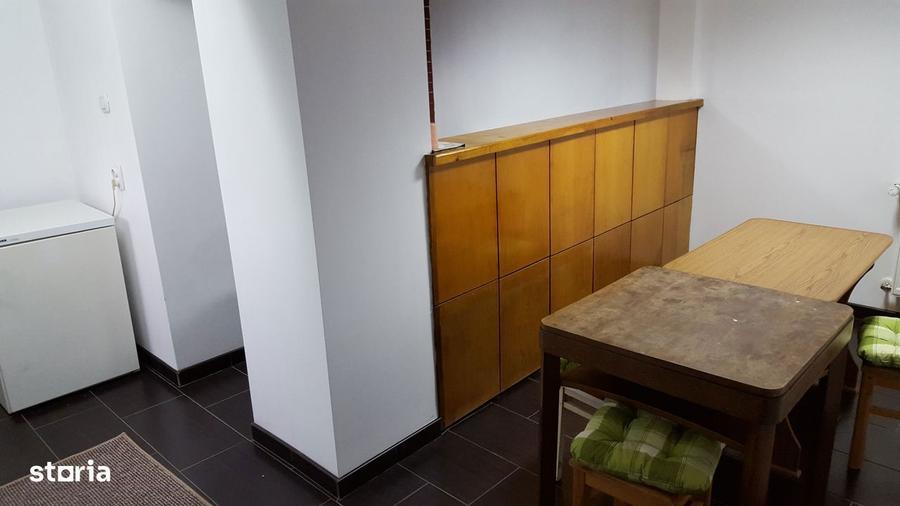 Apartament 3 camere la parter langa Parcul Sub Arini strada Rennes - 4