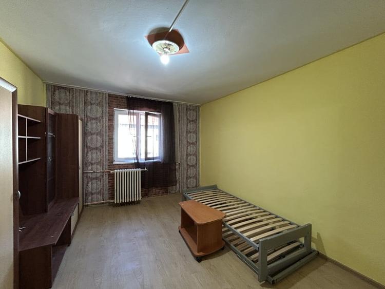 Garsoniera practica, 20mp etaj 4, zona Buziasului - 1