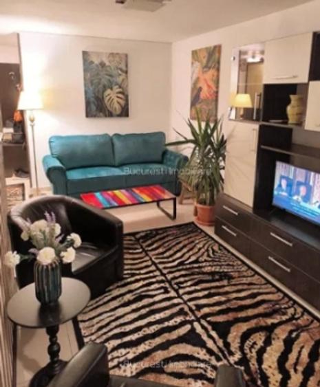 Decebal, P-ta Muncii metrou, bl.1989,reabilitat,p/8,decomandata,Amenajata,balcon - 2