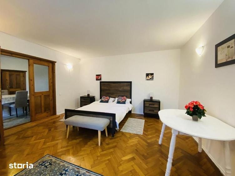 Apartament cu 2 camere semidecomandat, mobilat în Centrul Istoric