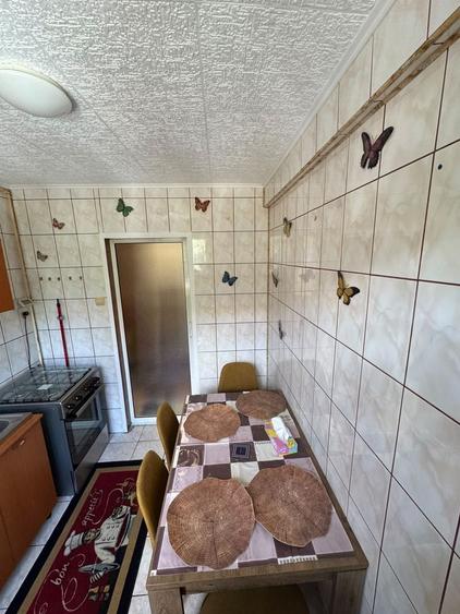 Apartament cu 2 camere decomandat în Cedonia