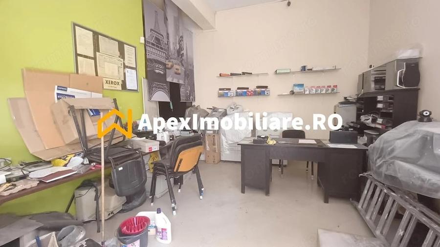 Spațiu comercial, de 30 mp, în Titan