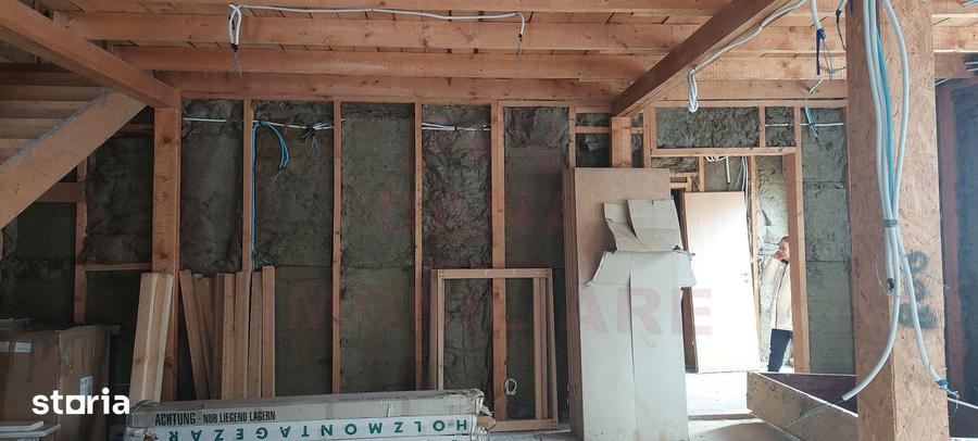 Casă cu 4 camere decomandat cu Teren 563 Mp în Rusca