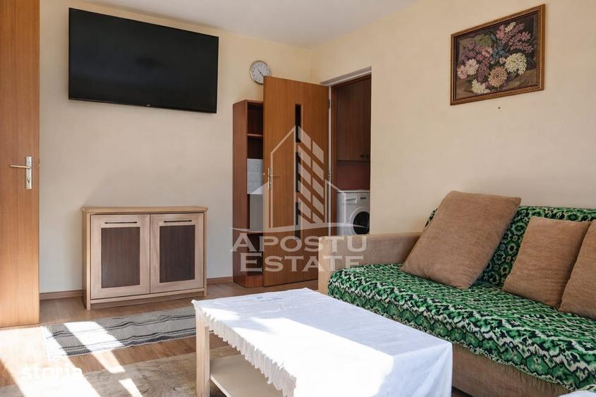 Apartament cu 2 camere, mobilat în Boul Roșu
