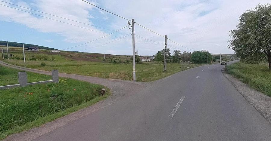 Teren de 5800 mp, în Central