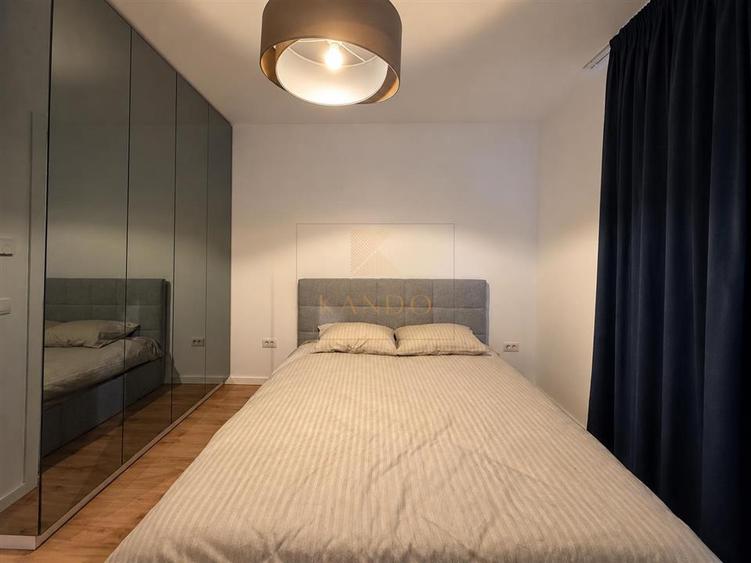 Apartament cu 3 camere semidecomandat, mobilat în Tunari