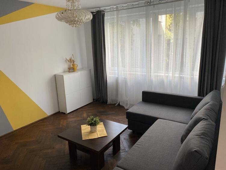 Apartament cu 3 camere nedecomandat în Ștefan cel Mare