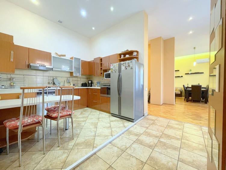 Apartament in imobil istoric - zona Baile Neptun - 5