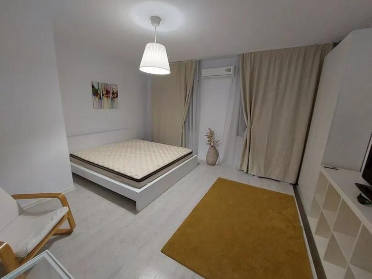 Apartament cu 2 camere decomandat, mobilat în Gara de Nord