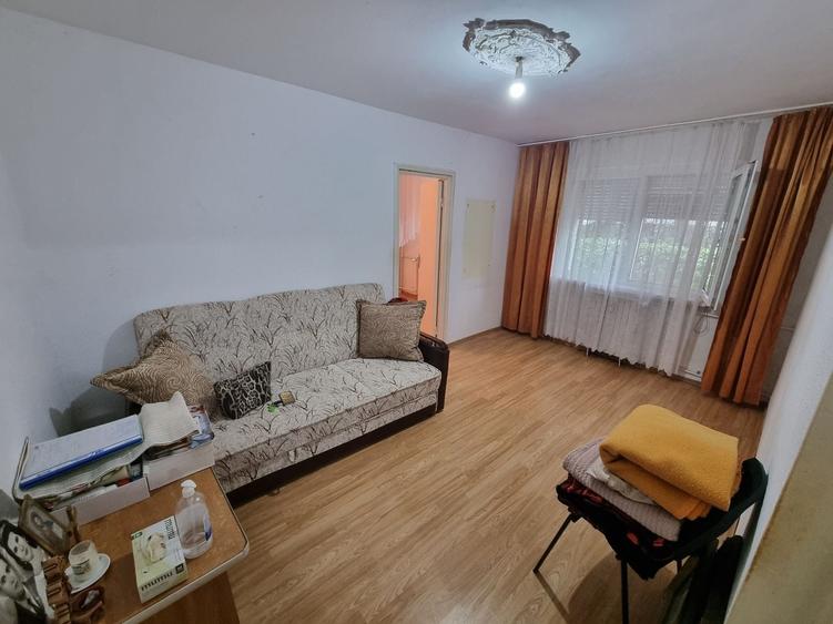 Apartament 2 camere zona Km 4-5 - 1