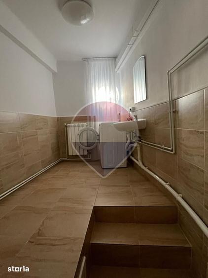 Apartament cu 4 camere în Centrul Civic