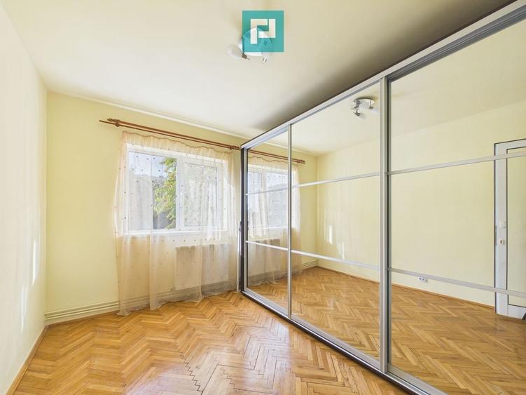 Apartament cu 3 camere decomandat în Alfa