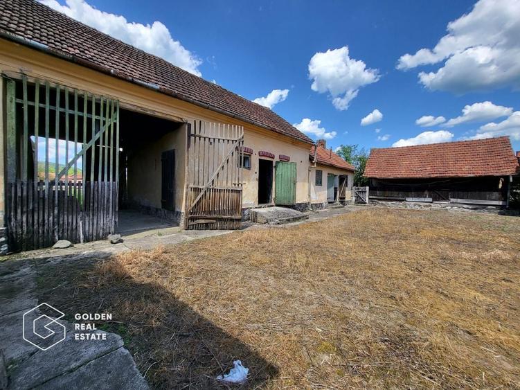 Casă individuală cu 4 camere cu Canalizare în Lalașinț