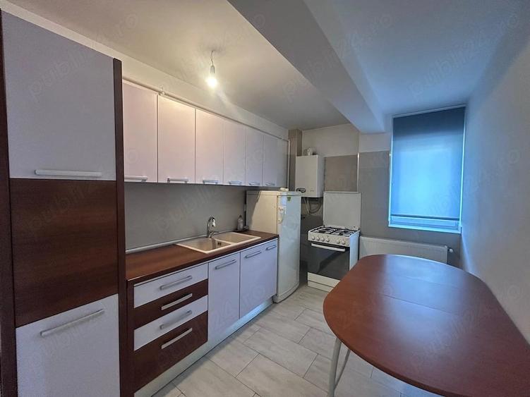 Apartament de 2 camere decomandat, zona Florilor - 7