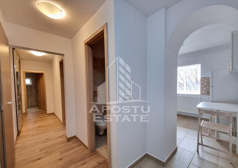 Apartament cu 3 camere, 2 bai, decomandat, renovat, zona ... - 23