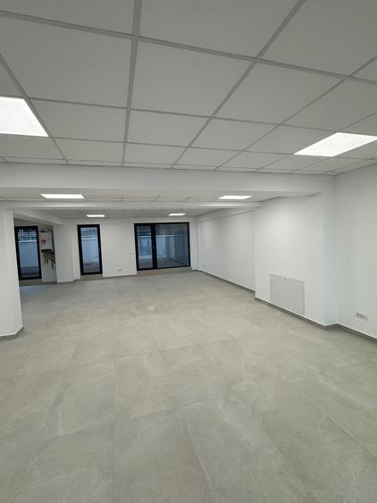 Spatiu Comercial / Birouri/Clinica medicala - Balotesti - 8