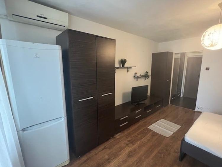 Garoniera pat de mijloc 13 min M Grigorescu / Titan DB1891 - 2