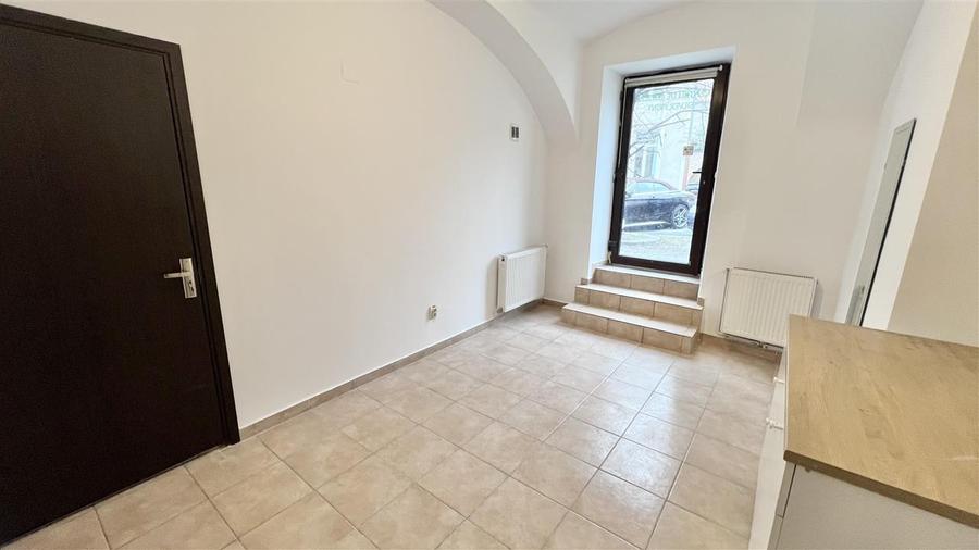 Spatiu comercial de vanzare in centrul Brasovului - 9