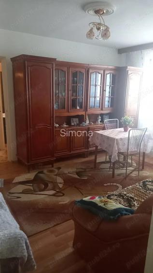 Apartament 3 camere Manastur-str Borsa