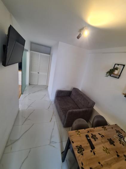 Theodor Pallady/Piata Trapezului,1 minut metrou - 9