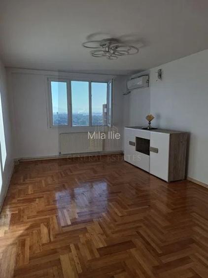 Apartament 3 camere -B-dul Alexandru Vlahuta Apartament 3 camere -B-dul Alexandru Vlahuta