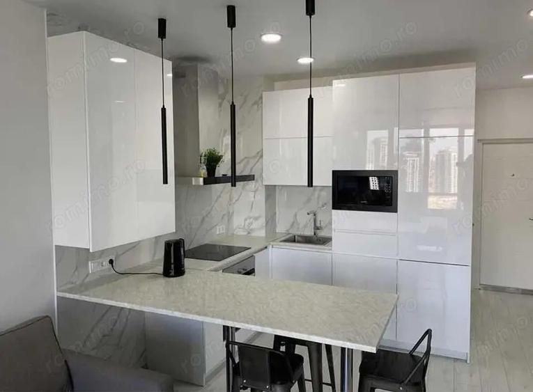 Garsoniera de inchiriat Grivi?a - 4