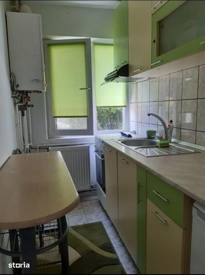 Inchiriez apartament 1 camere Micro 1 - 5