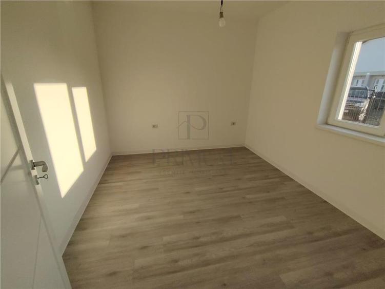 Casa individuala - 4 dormitoare - teren 600 mp - 8