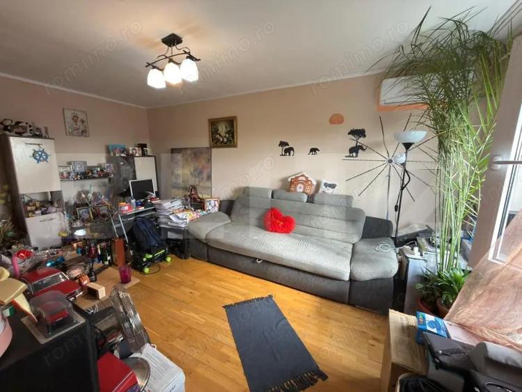 Apartament 3 camere, 64 mp, zona Penes Curcanul - 1