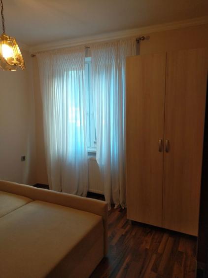 Inchiriez apartament 2 camere zona intim - 4