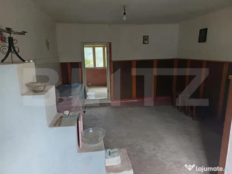 Casa renovabila, cu un teren 2000 m, intr-o zona linistita - 8