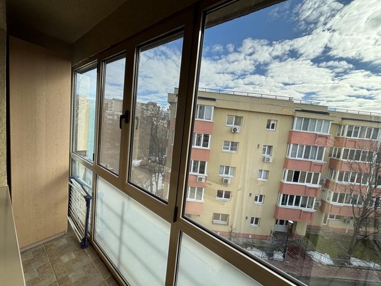 2 Camere la 200m de  Mall Vitan - Bloc 2008 - 11