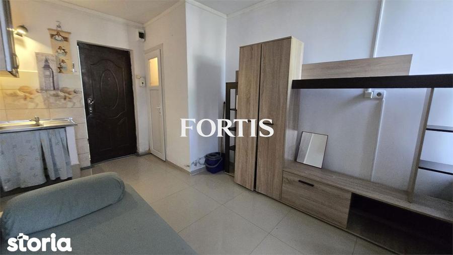 Garsoniera de inchiriat 11 mp utili in Brasov, zona Coressi - 2