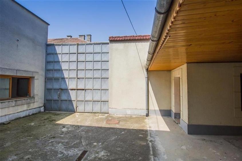 Imobil versatil, cu potential ridicat, conditii personalizate, Central, Rasnov - 12