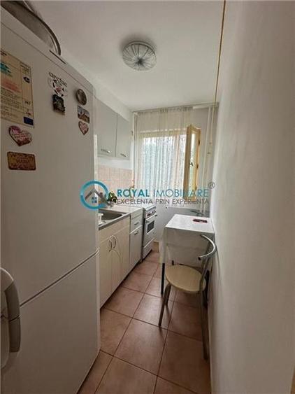 Royal Imobiliare - Vanzare apartament 2 camere zona Vest - 5