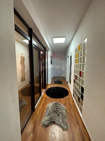 Apartament cu 3 camere de inchiriat in Andrei Muresanu - 4