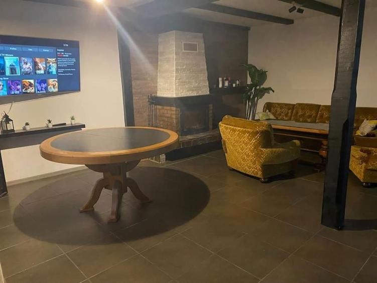 Inchiriez casa de vacanta Valea Doftanei - 1