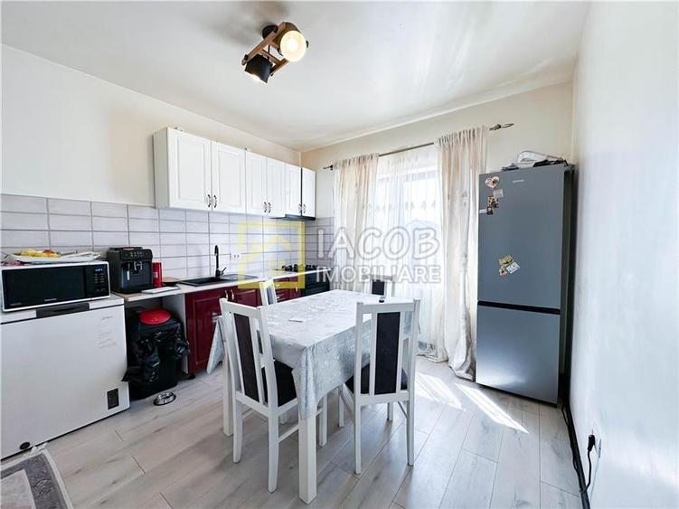 Casa moderna, finalizata in 2022, Hemeius - 11