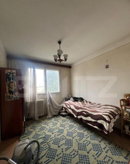 Apartament cu 3 camere, 48mp, de renovat, zona Micro 3 - 6