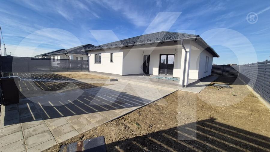 Case 4 camere TiP PARTER Bradu | 400 mp teren - 2