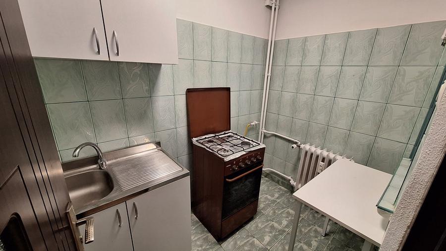 Inchiriez garsoniera - 4