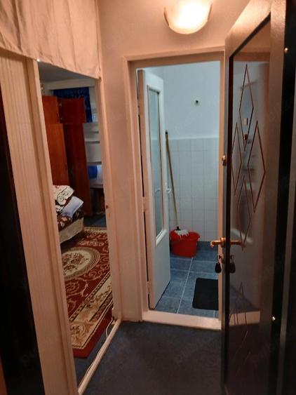 Vand garsonira Maratei bloc 122; 21mp2 parter mobilata si utilata - 4